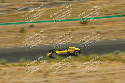 media/May-31-2025-CalClub SCCA (Sat) [[2c1a04e1ee]]/Race/Group 3/Turn 4b/